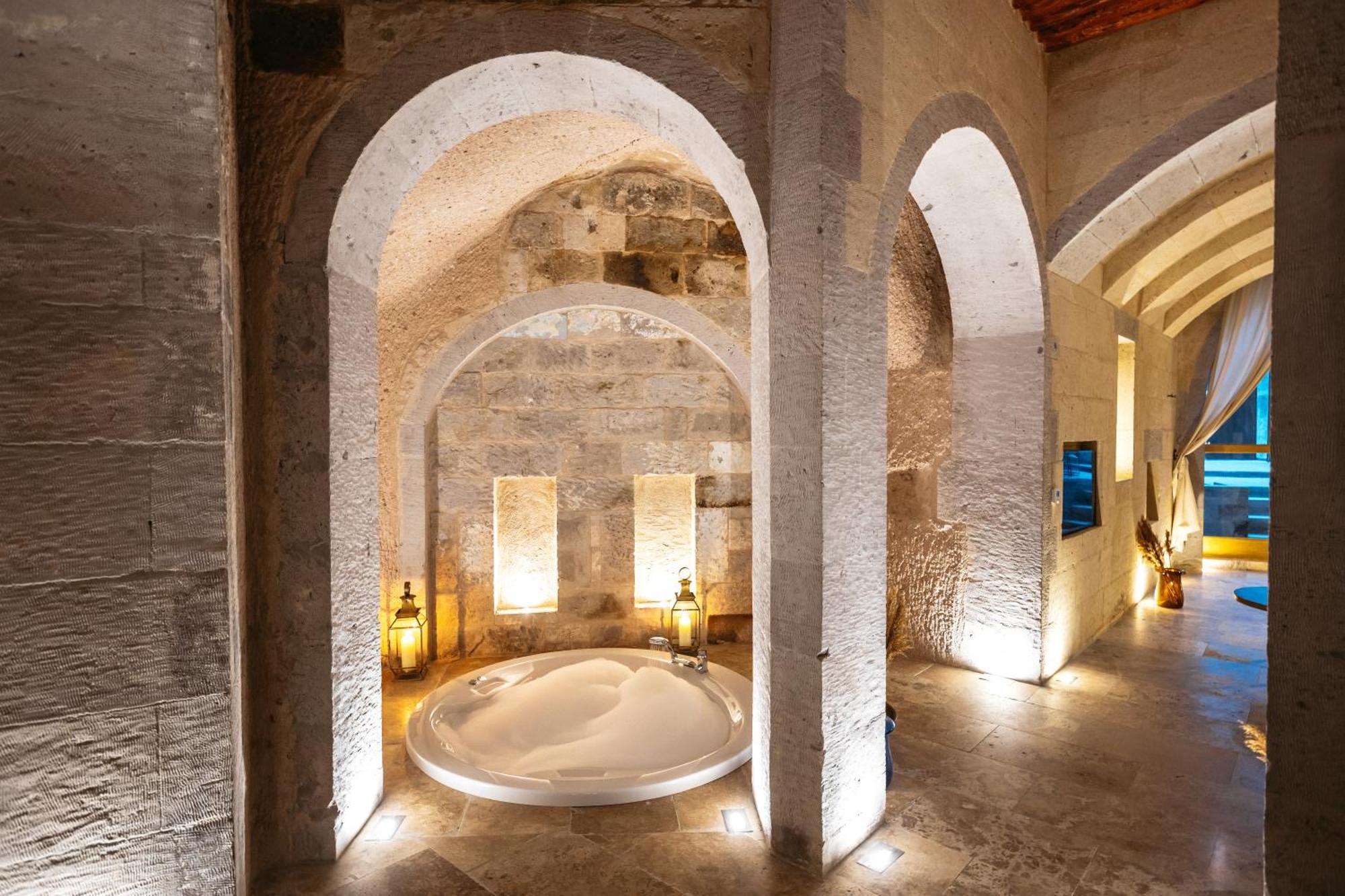 Millstone Cave Suites Hotel Uçhisar Eksteriør billede