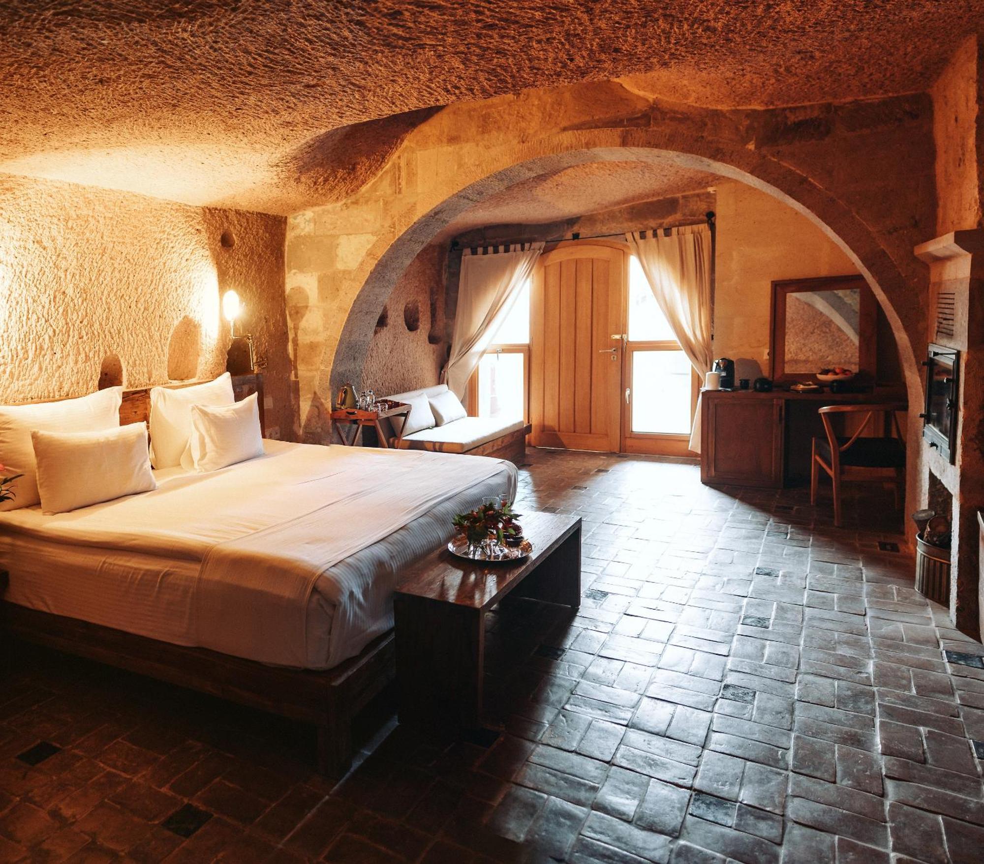 Millstone Cave Suites Hotel Uçhisar Eksteriør billede