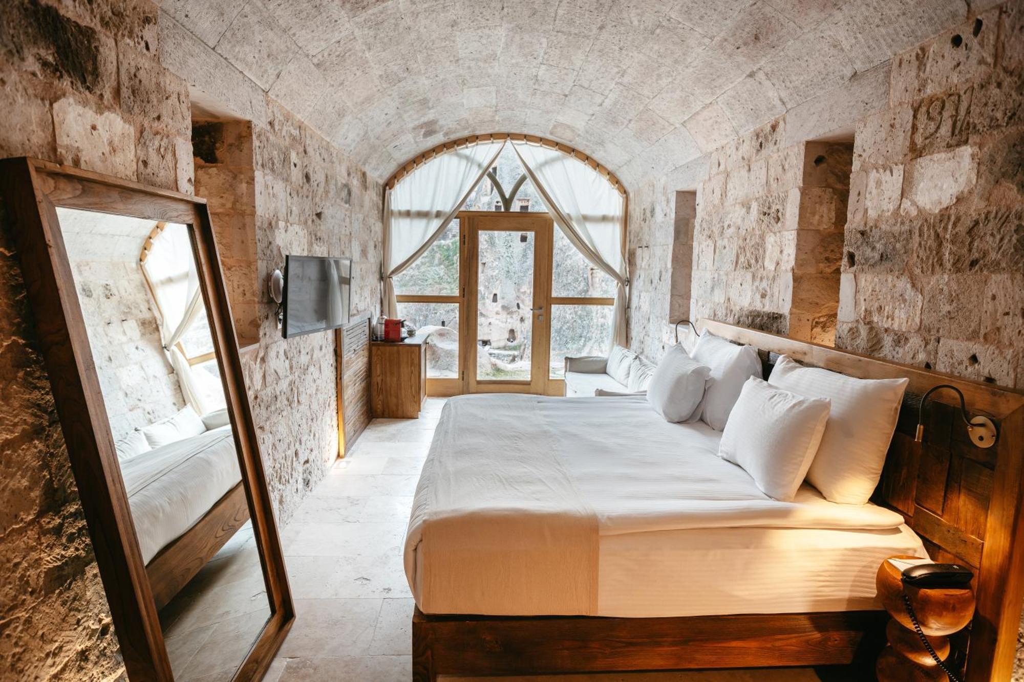 Millstone Cave Suites Hotel Uçhisar Eksteriør billede