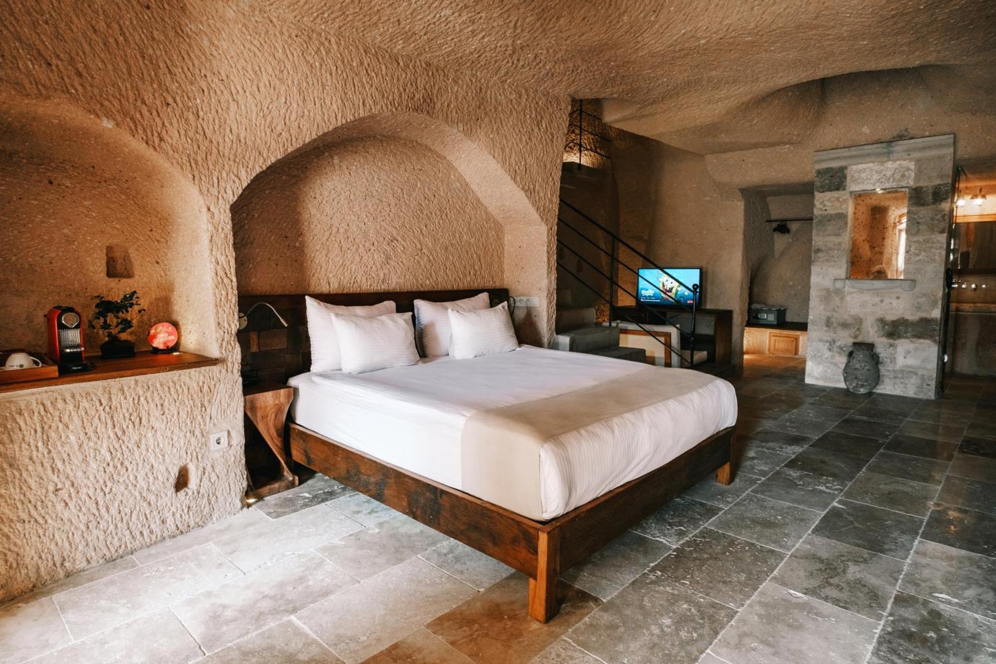 Millstone Cave Suites Hotel Uçhisar Eksteriør billede