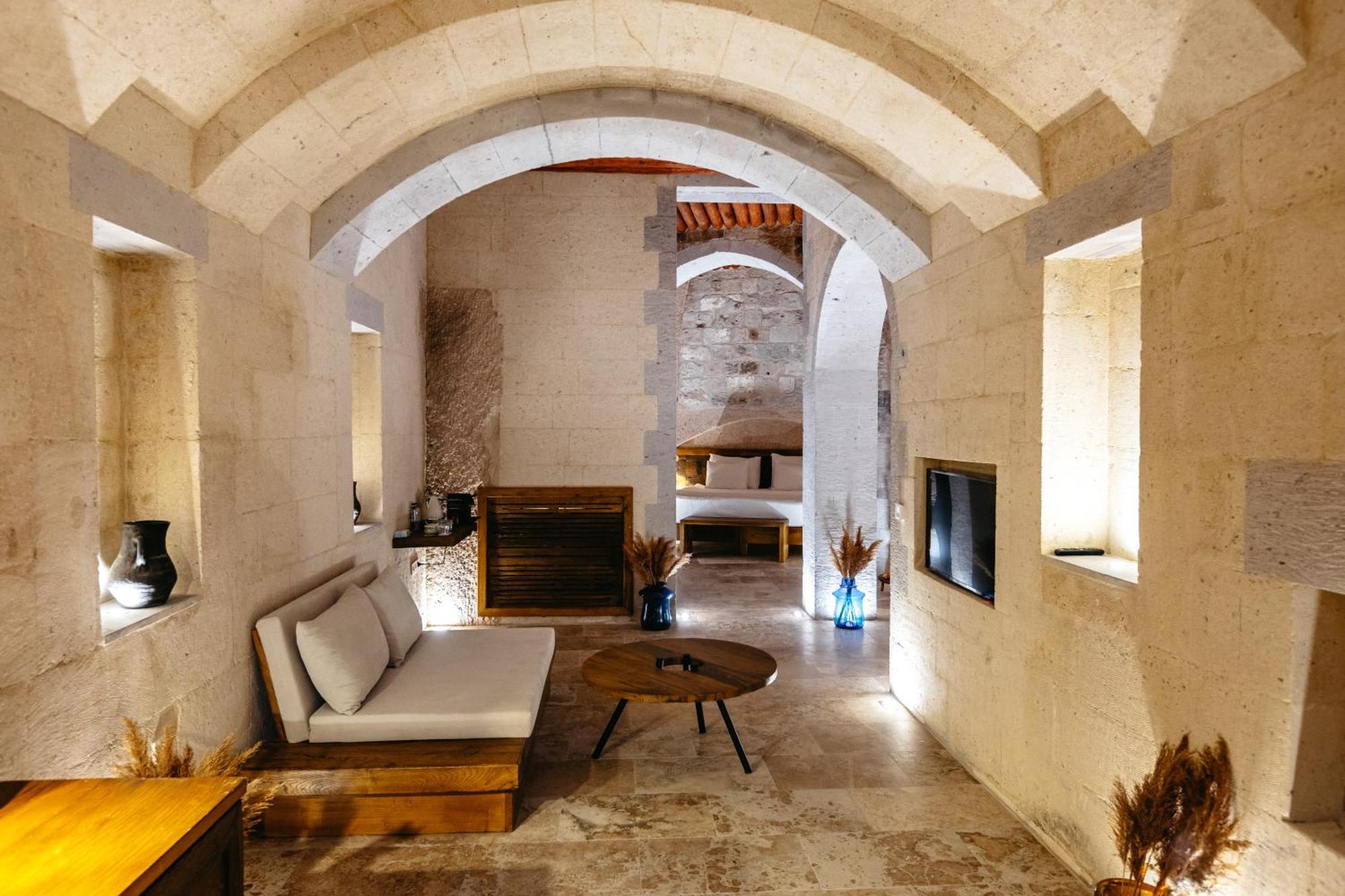 Millstone Cave Suites Hotel Uçhisar Eksteriør billede