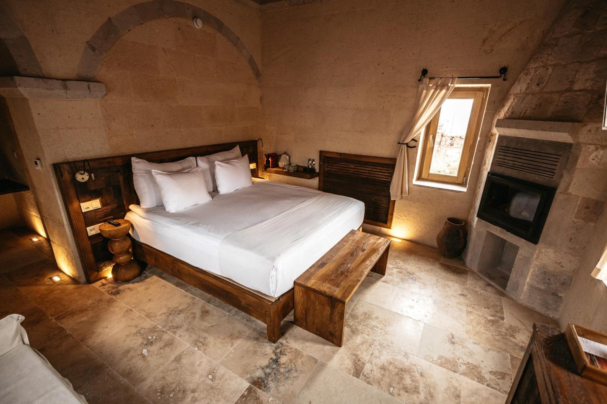 Millstone Cave Suites Hotel Uçhisar Eksteriør billede