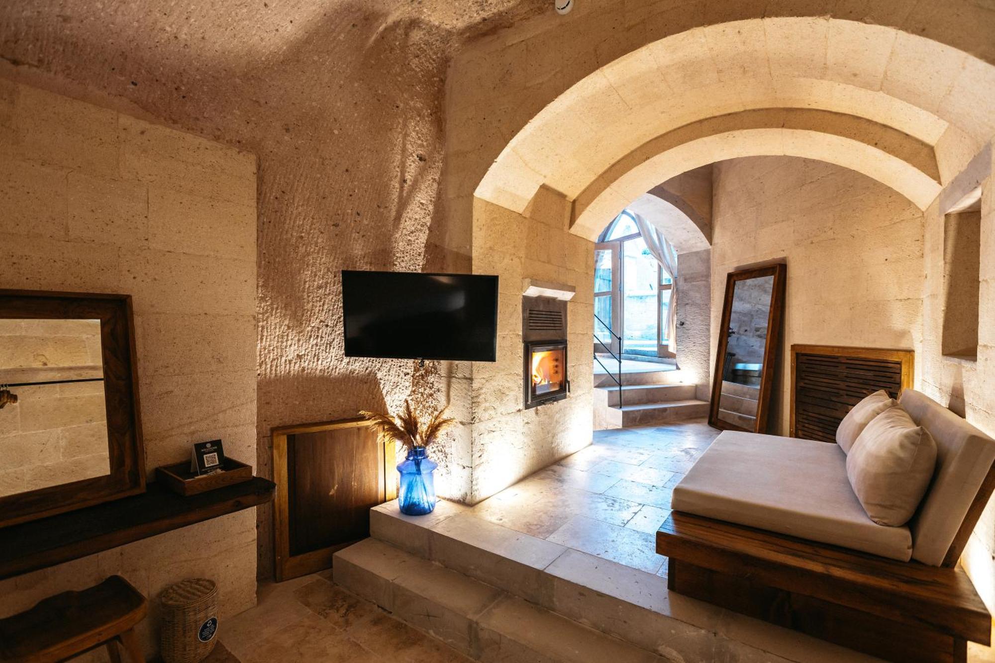 Millstone Cave Suites Hotel Uçhisar Eksteriør billede